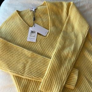 Reiss NWT sweater